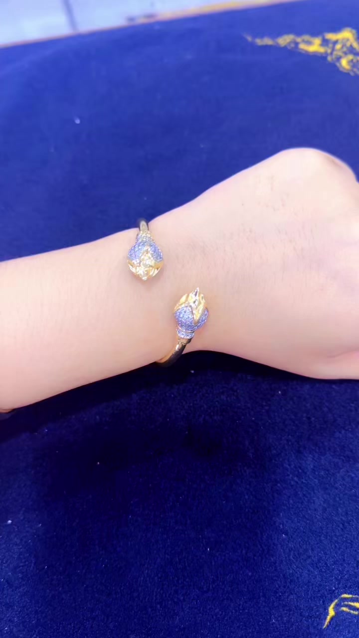 @មួយឡេង ហាងមាសពេជ្រ