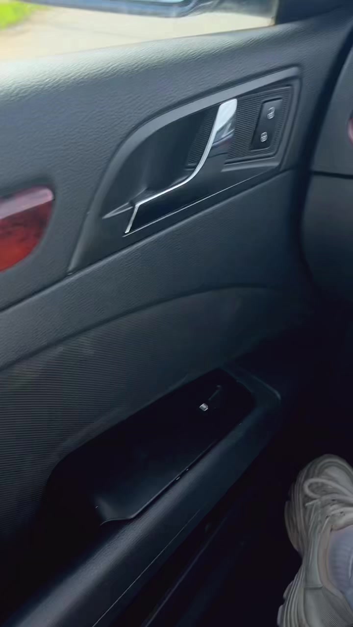 @𝑛𝑒𝑠𝑠𝑖