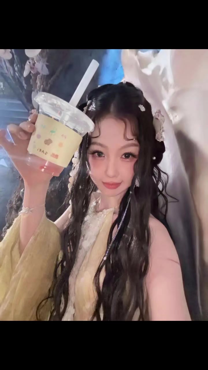 @Heyuxxin2618