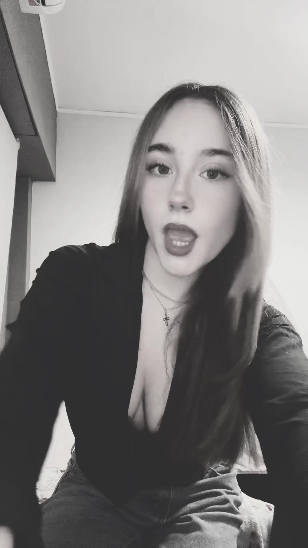 @mai