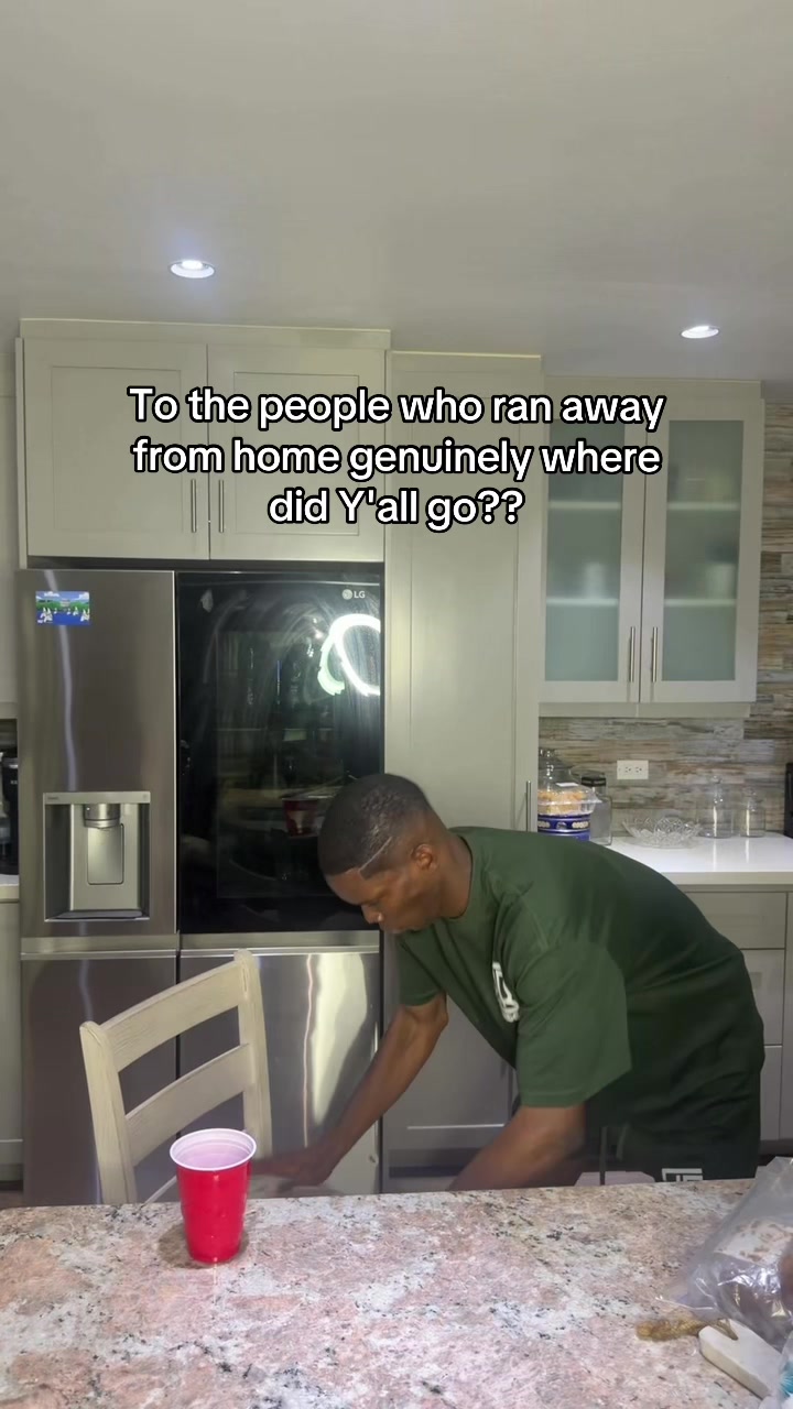 @𝐓𝐑𝐄𝐍𝐃𝐈𝐍𝐆 𝐔𝐓𝐄🤴🏽!