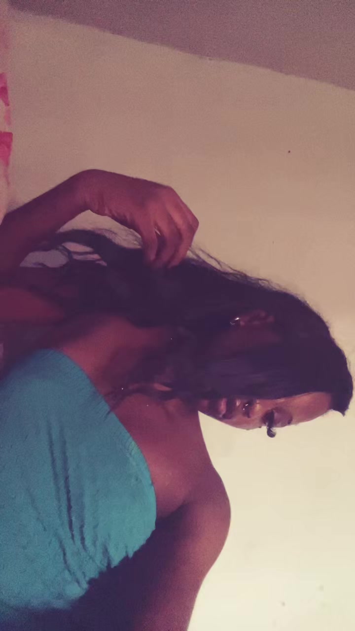 @️5&rsquo;8 sexy ALPHA FEMALE 🙂&zwj;↕️
