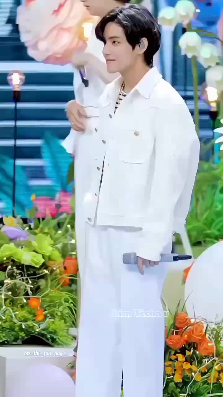 @~&bull;V&bull;~