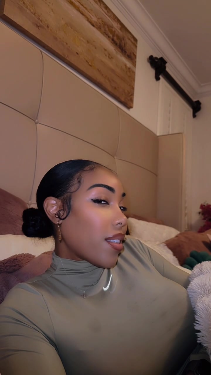 @AsiaB