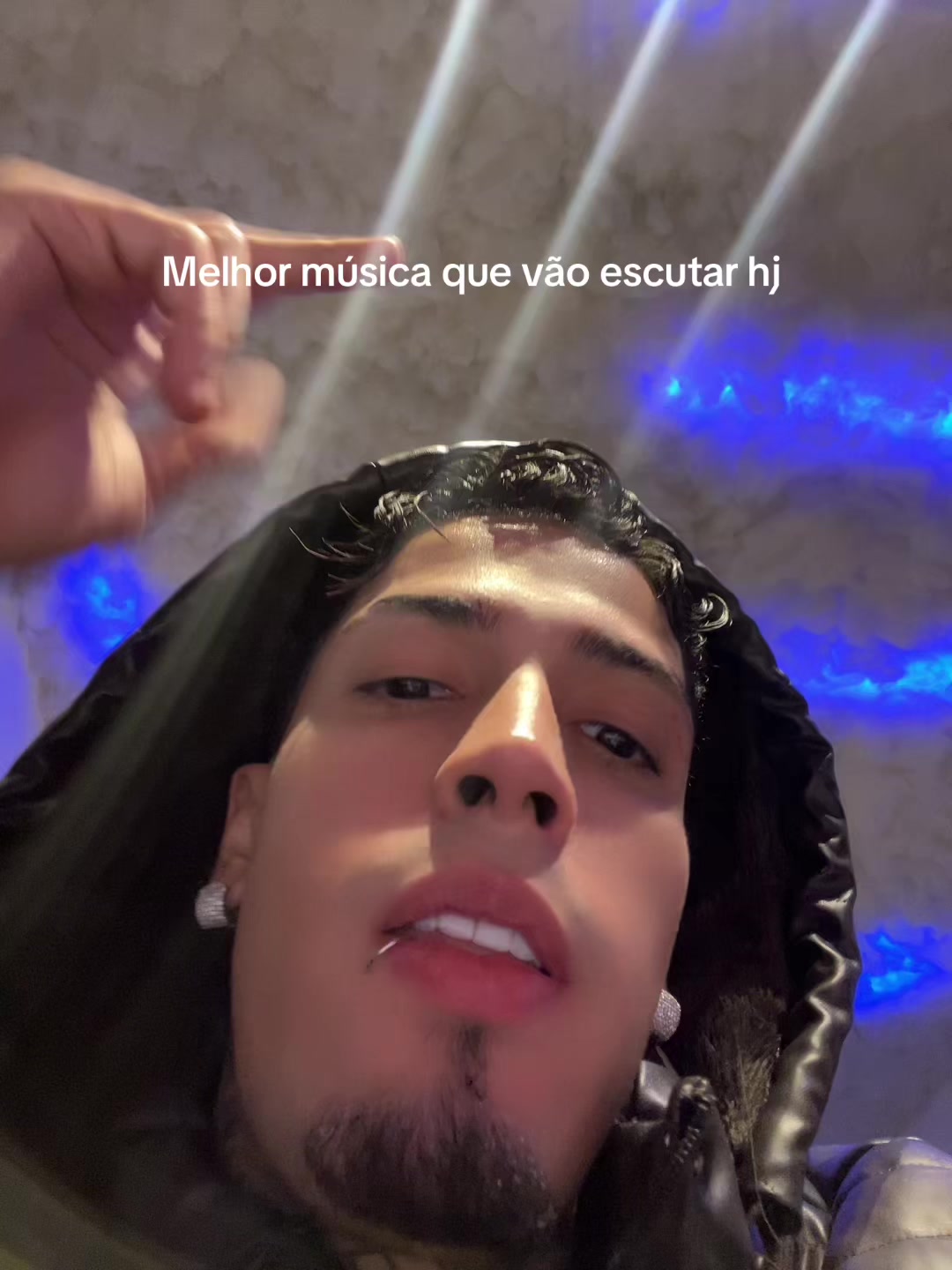 @jhowmc_