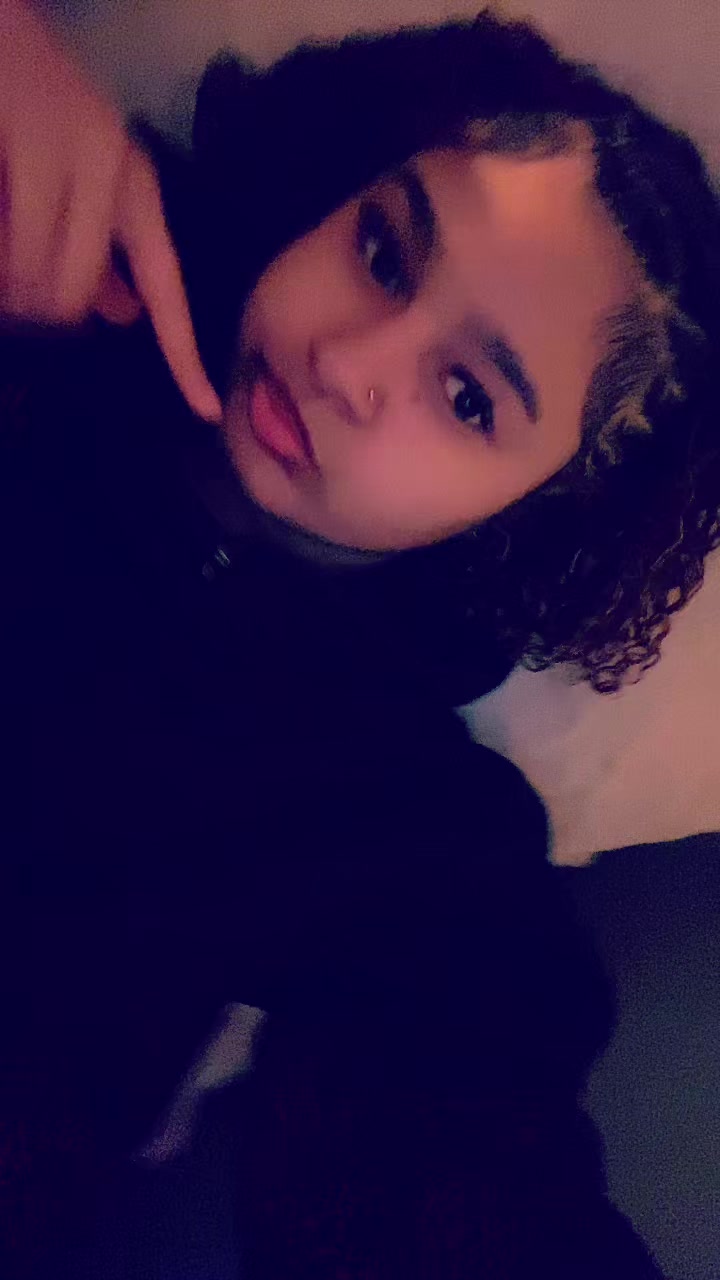 @azzy_..03