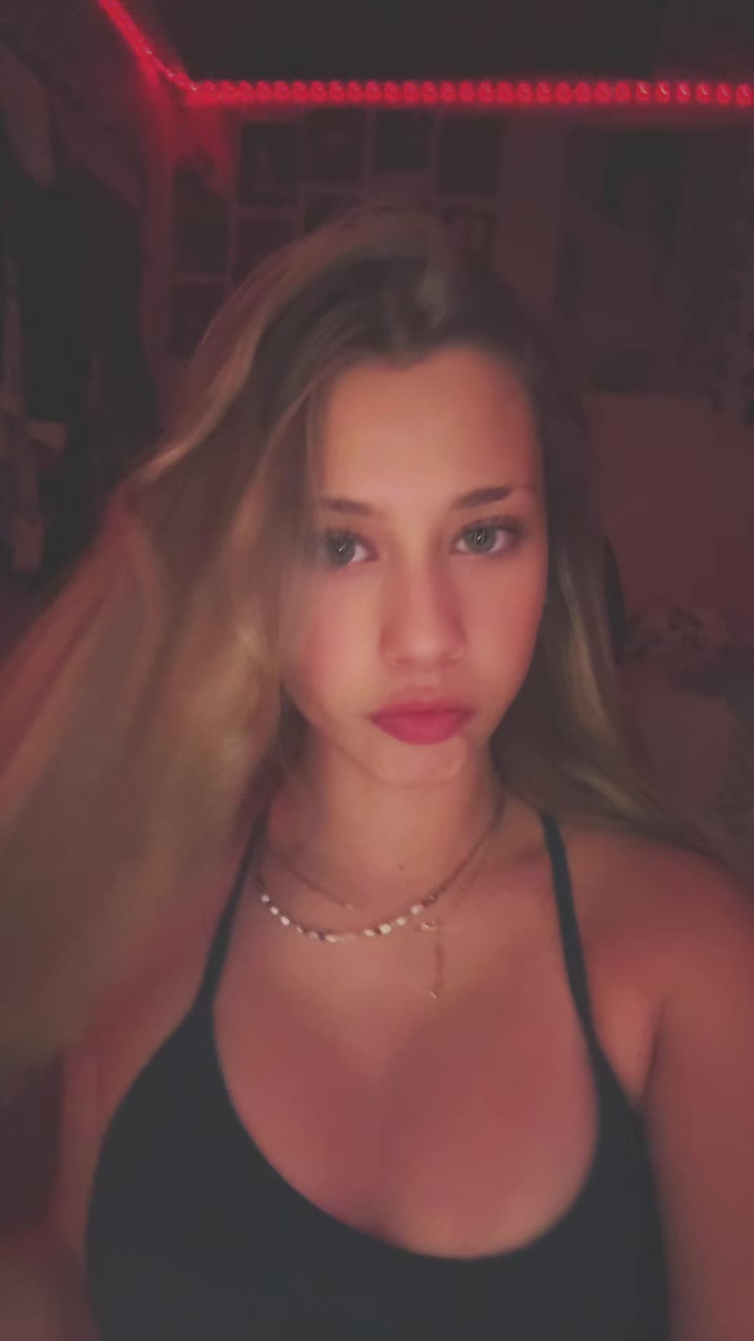 @jussscharlei