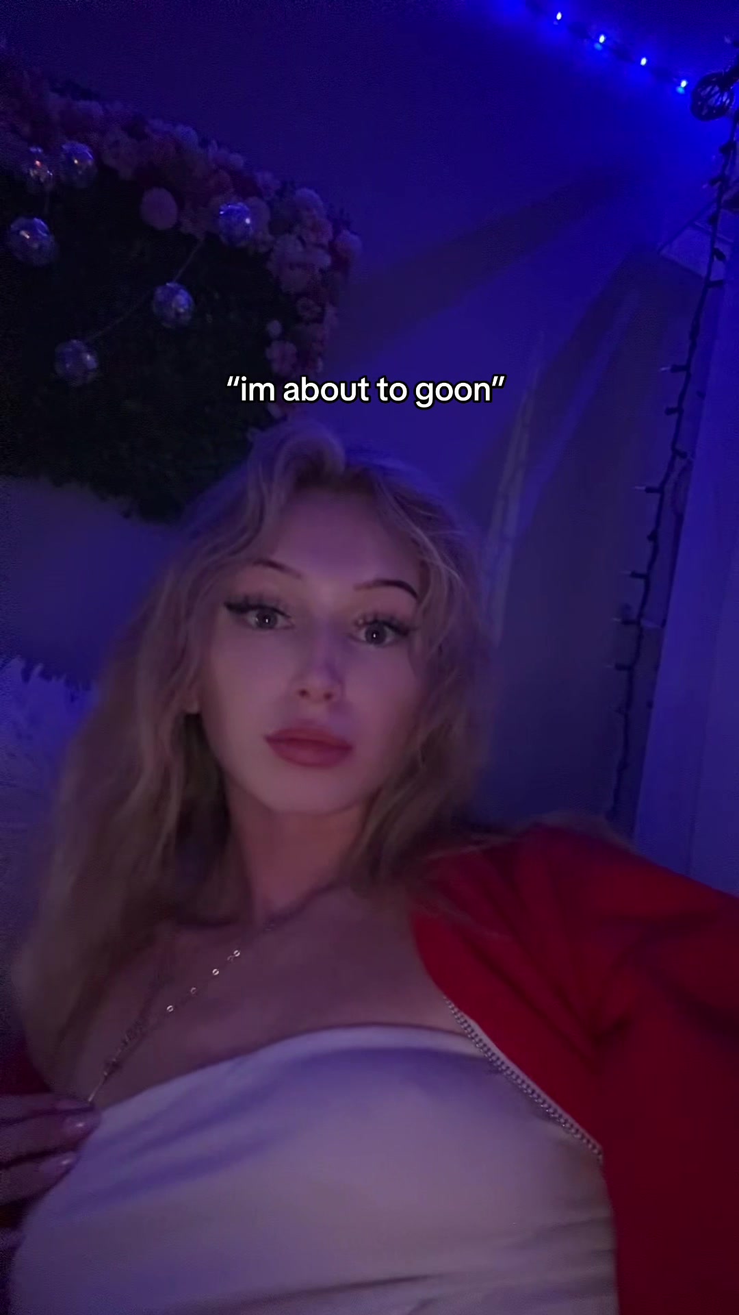 @chloe