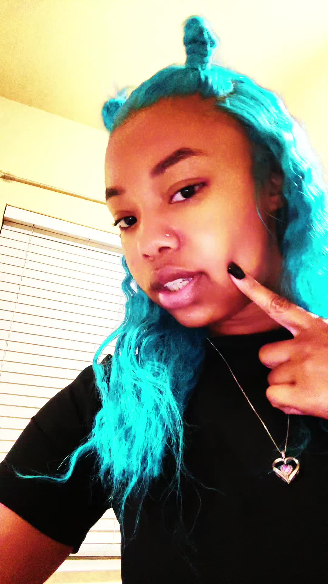 @hai bae! °❀.ೃ࿔*