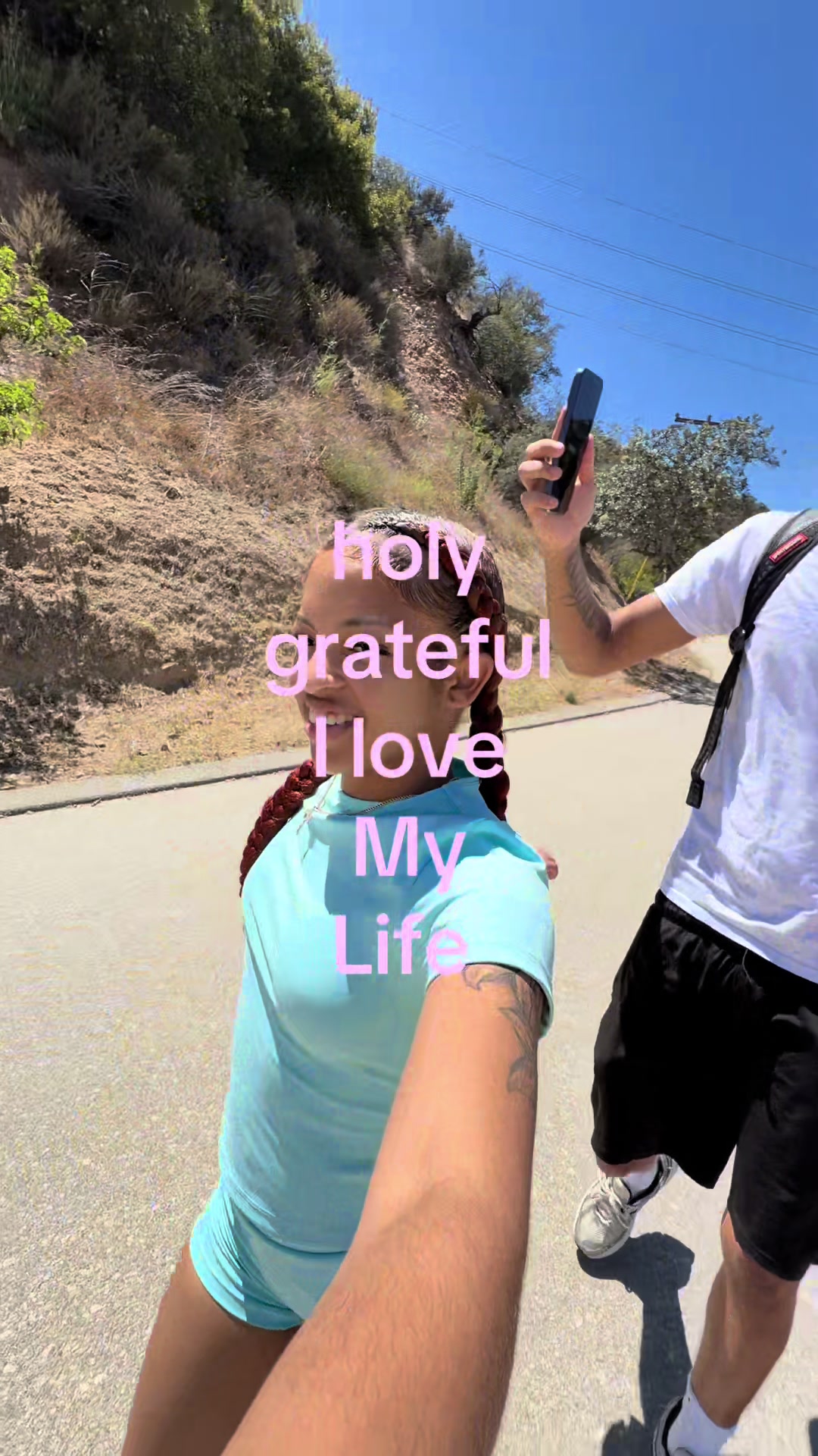 @thaonlyygirlyy