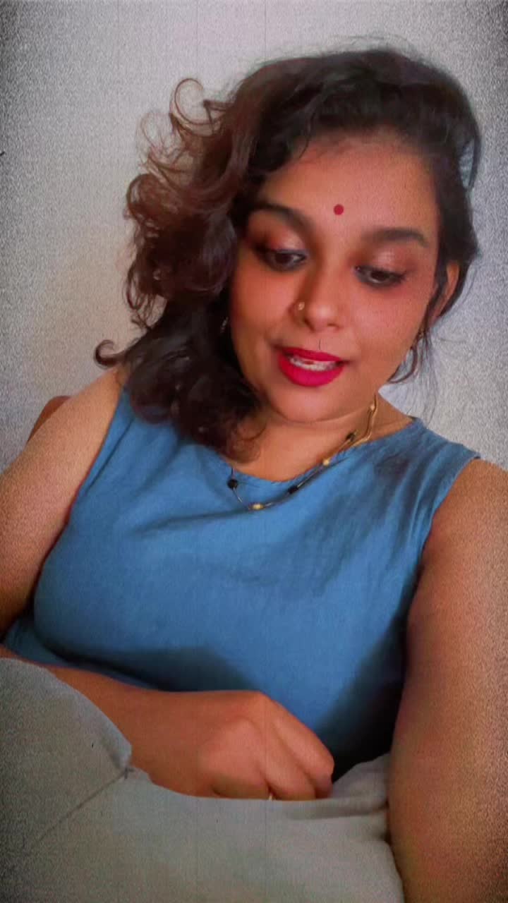 @Gayathiri_Thevar