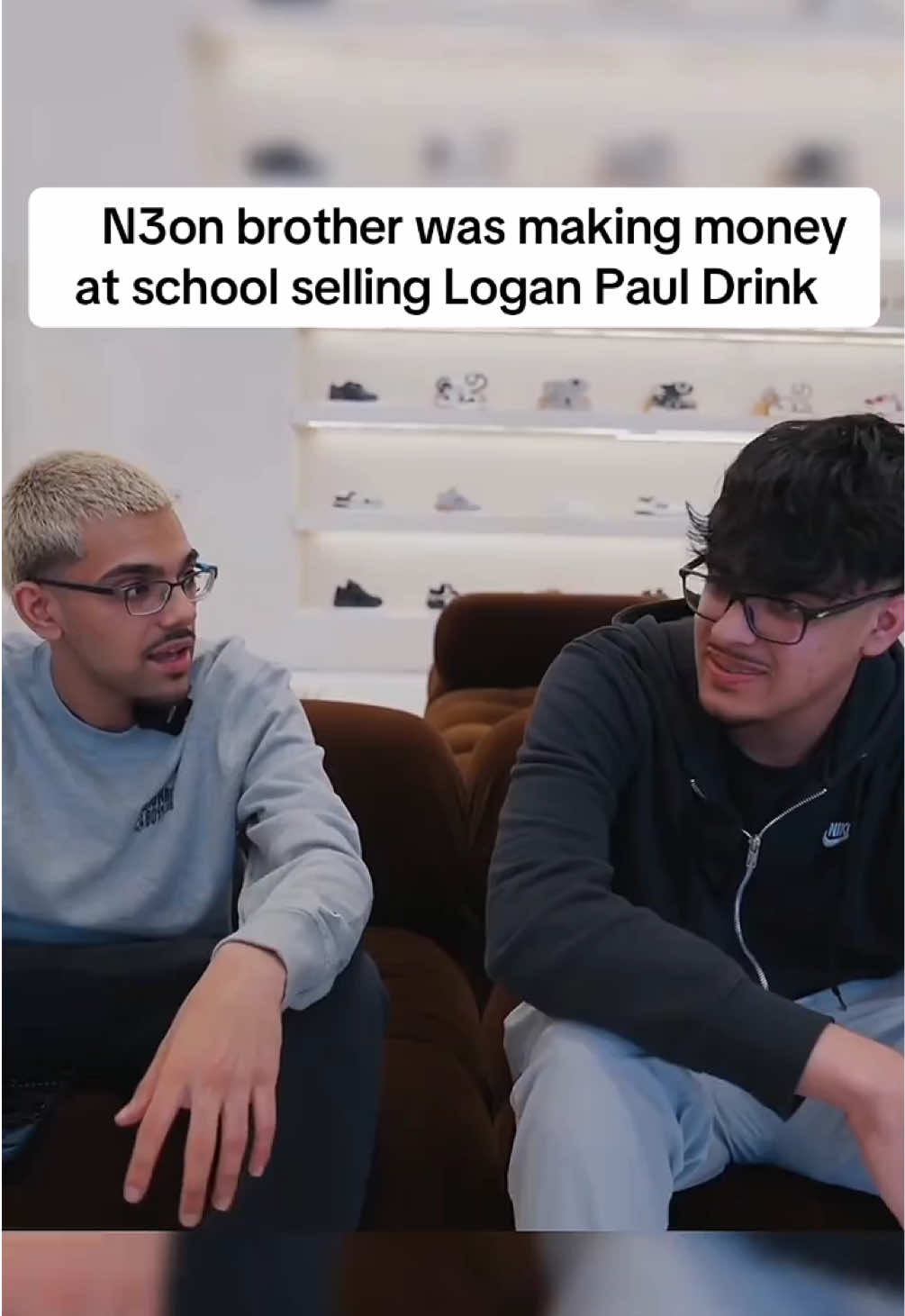 @N3on