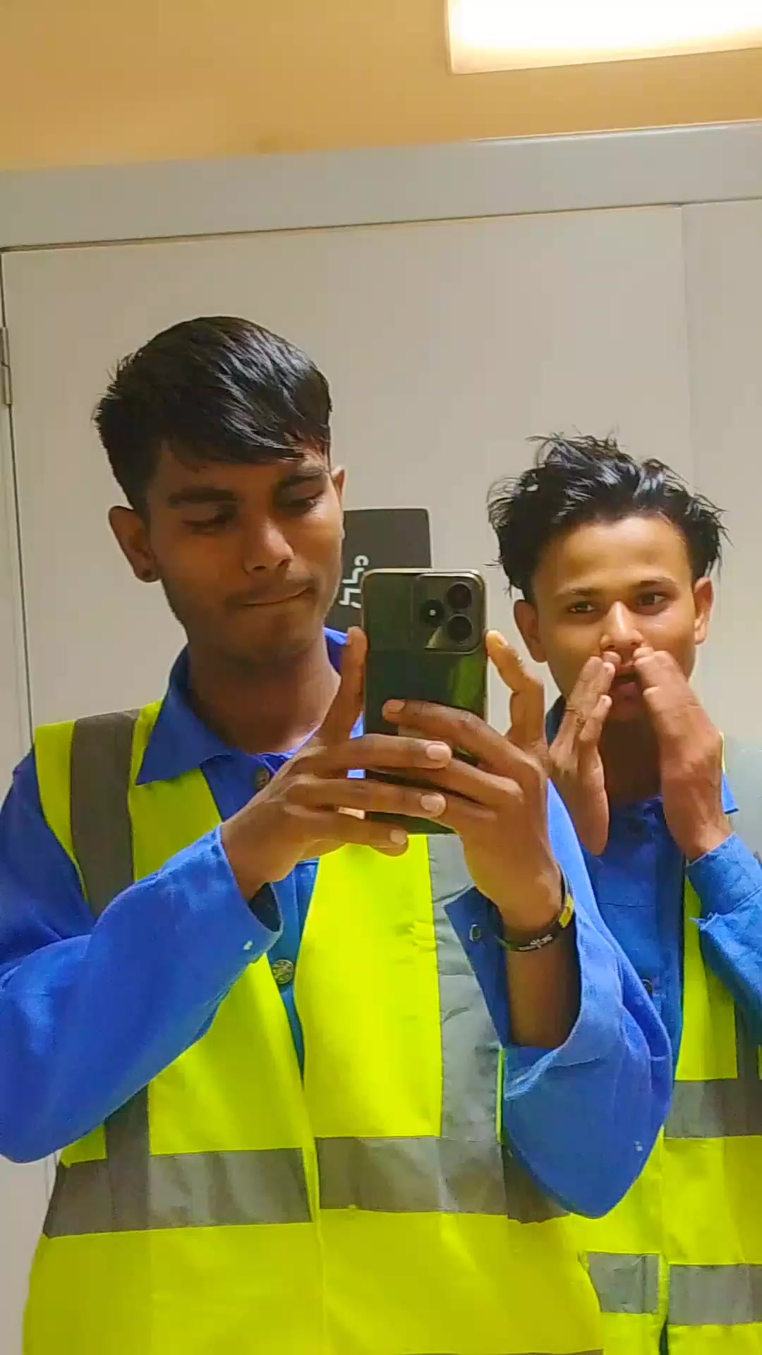 @👑BIRAT PATEL◉‿◉🤫
