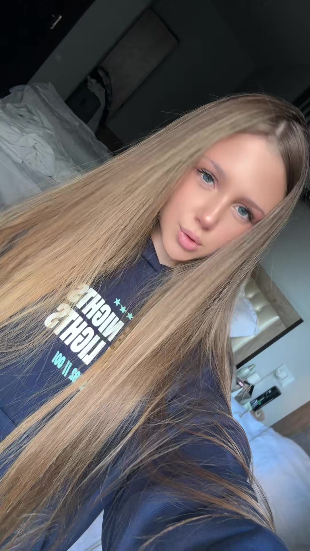 @вишенка🤙🏻
