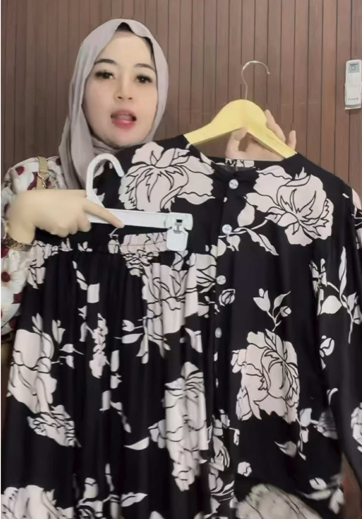 @nailakharisma4