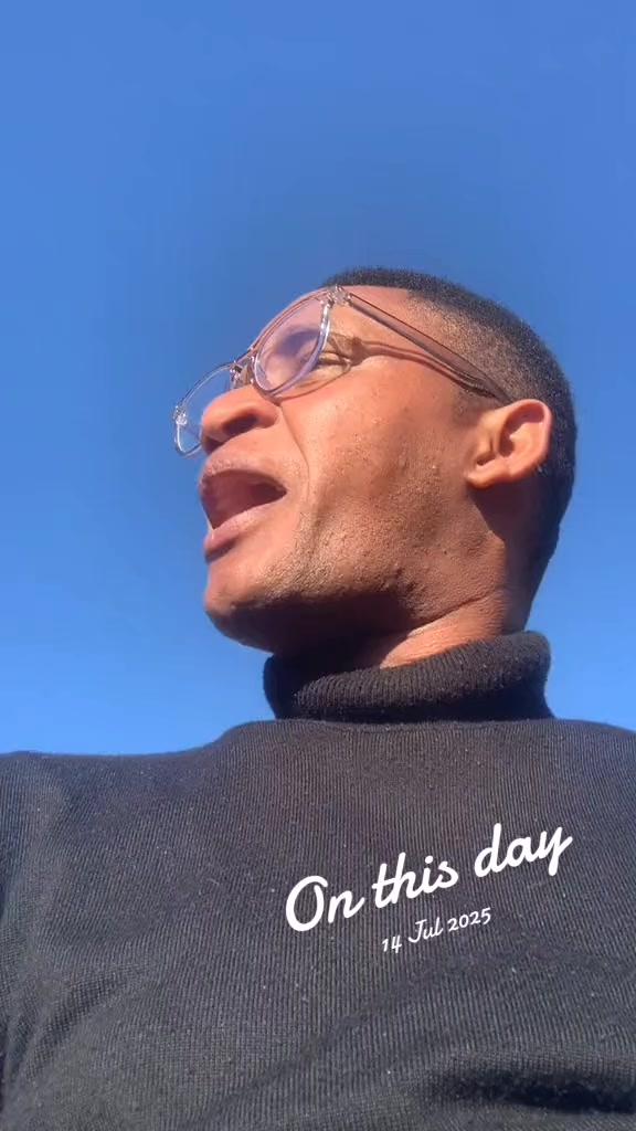 @MrSisonke