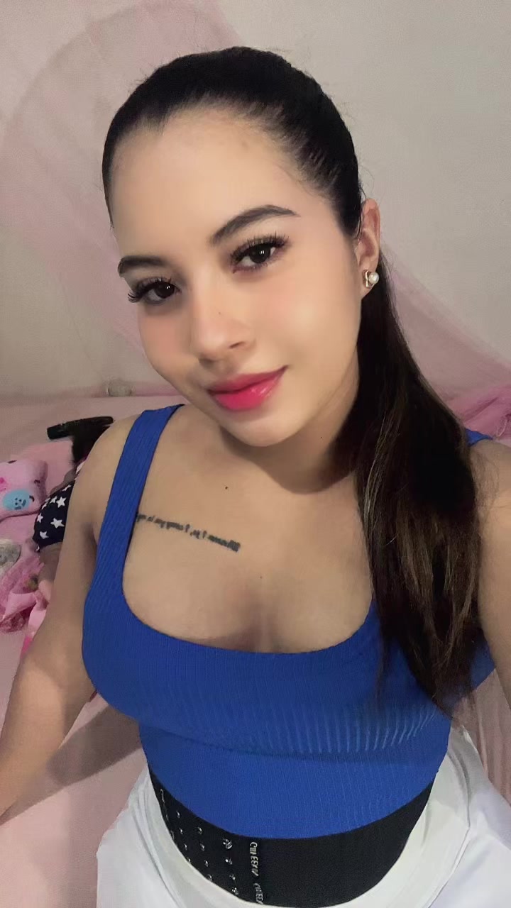 @Jenn🦋