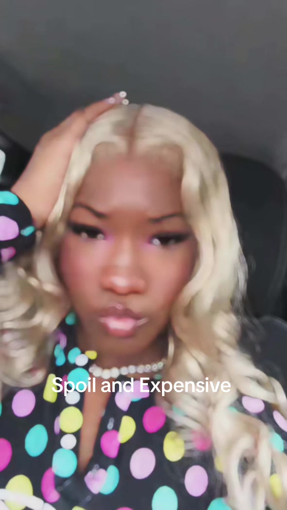 @SashaMac