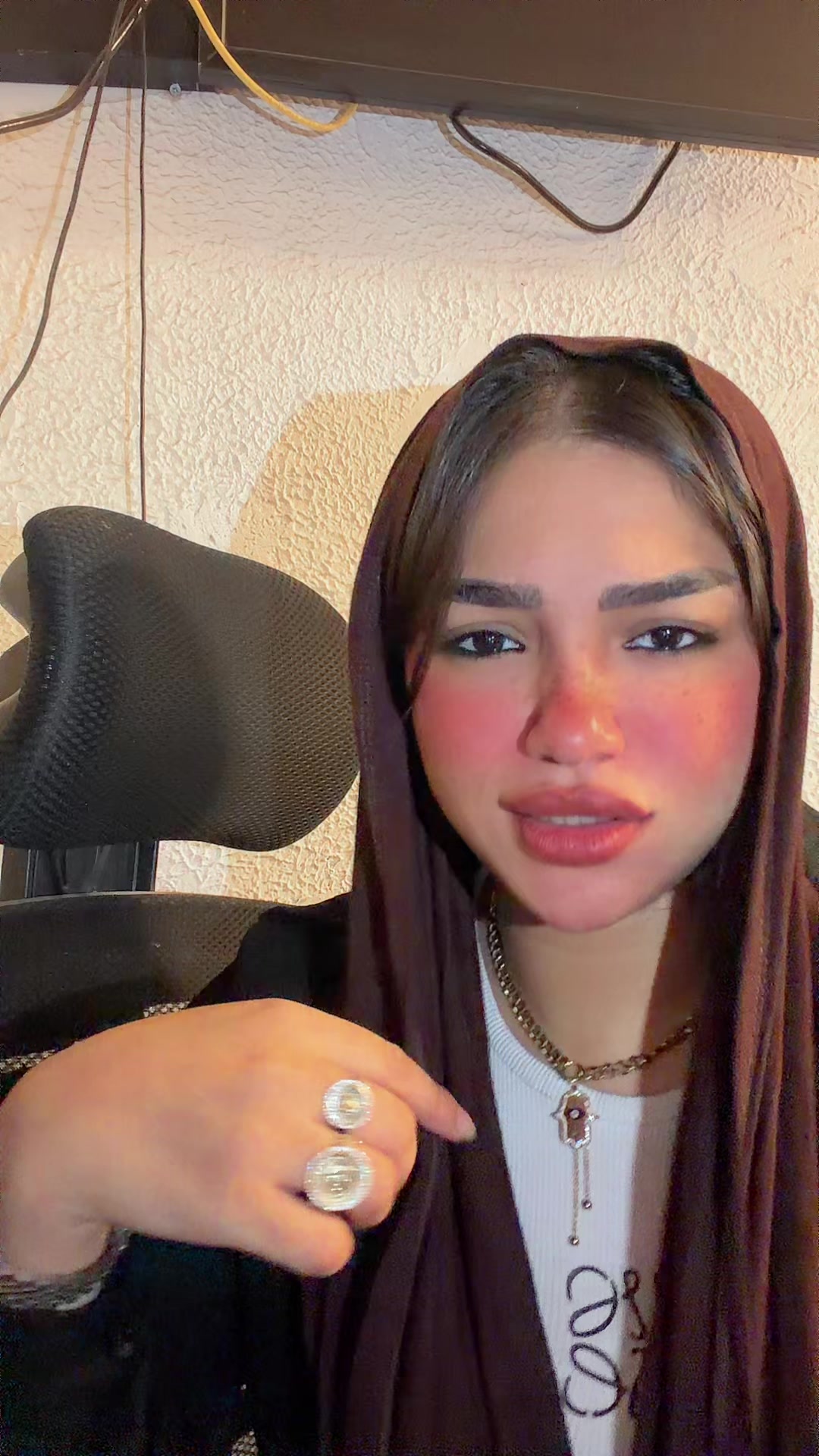 @LOGYELSONY