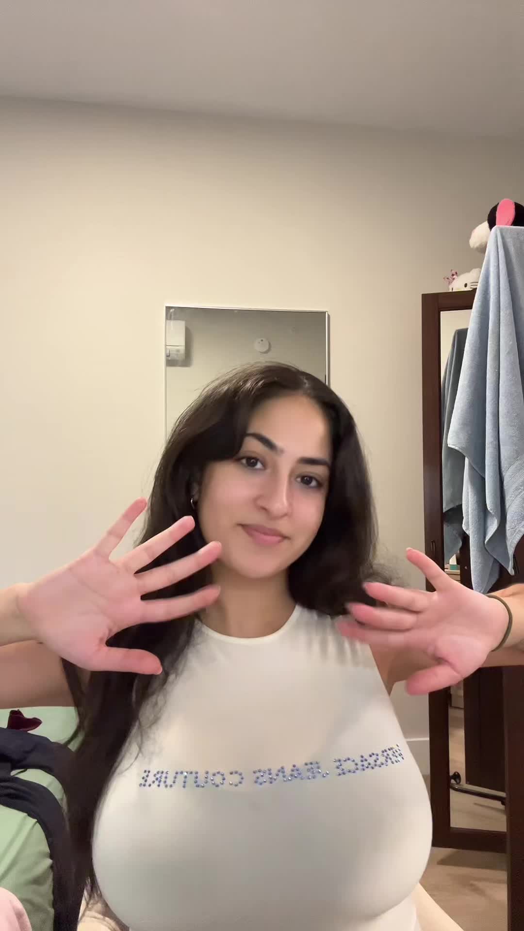 @Kitty🇵🇸
