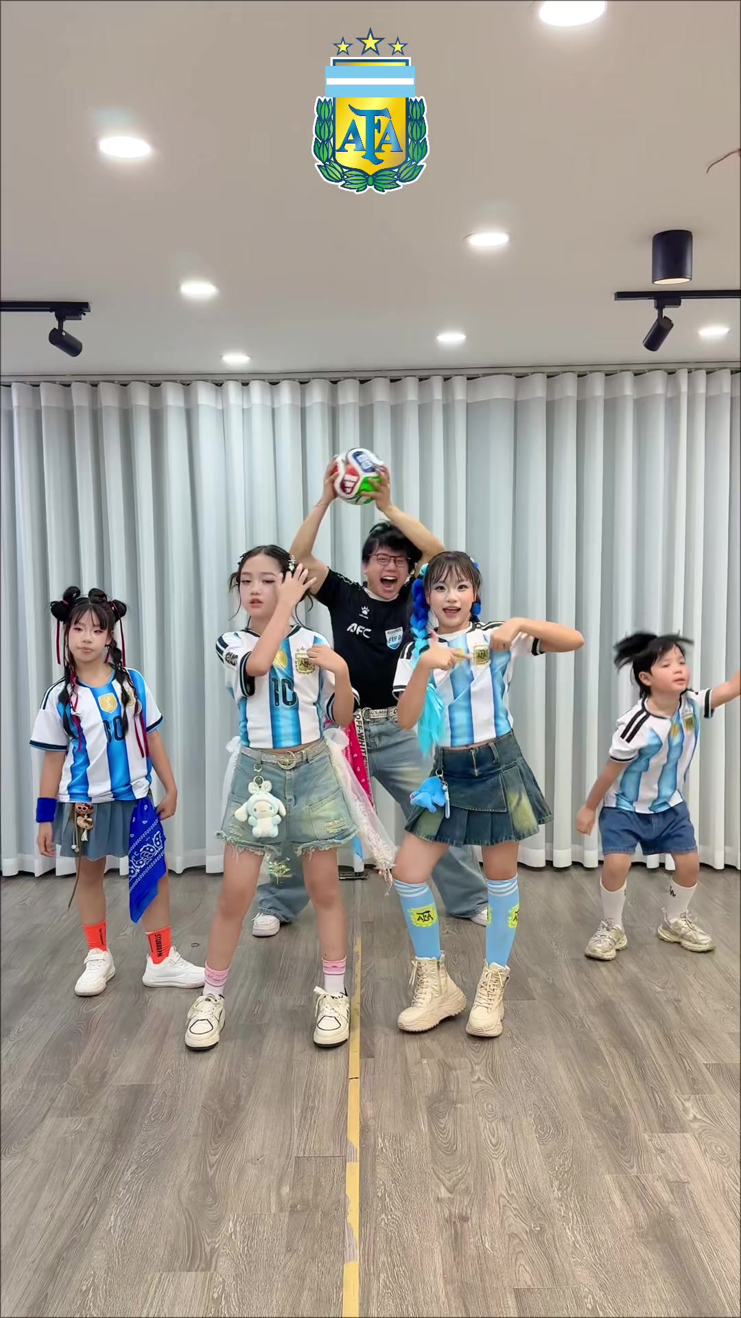 @Thầy Huy Kid Dance