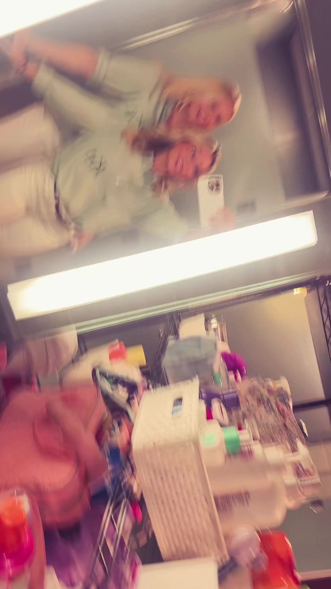 @nikki g