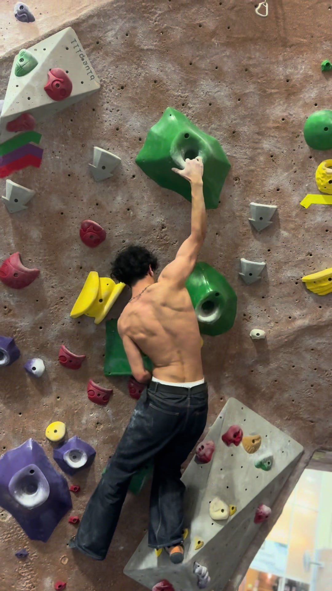 @emvclimbs