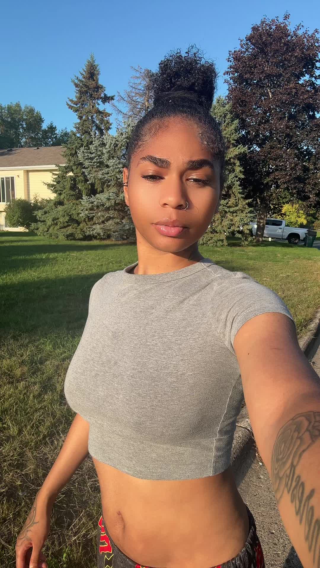 @Yogirldede.
