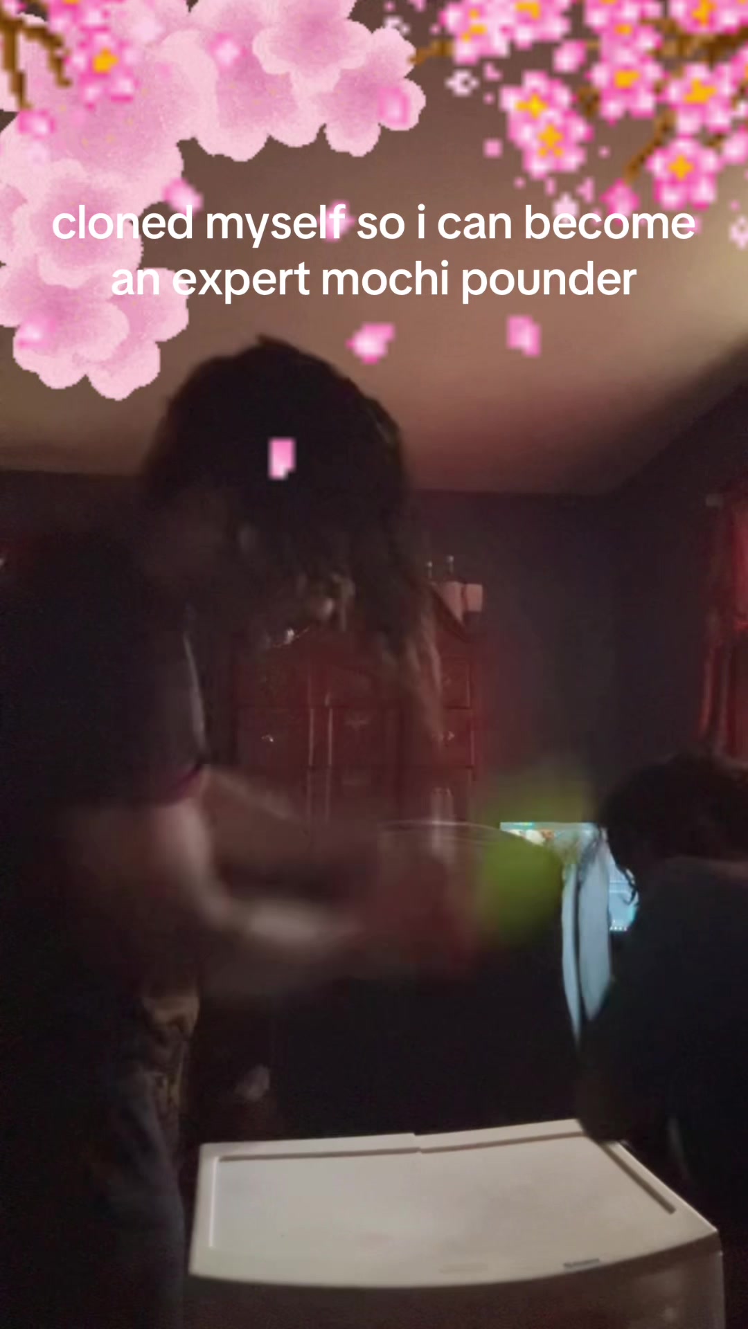 @komoneon