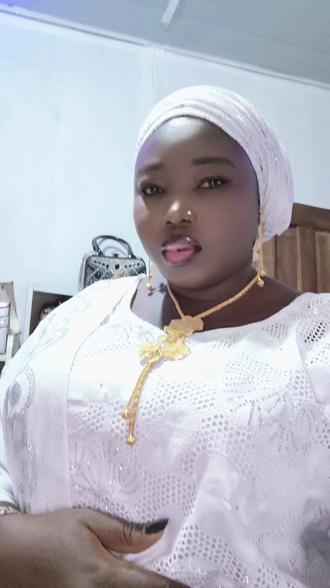 @surpriseb1 ,Adunni Ade