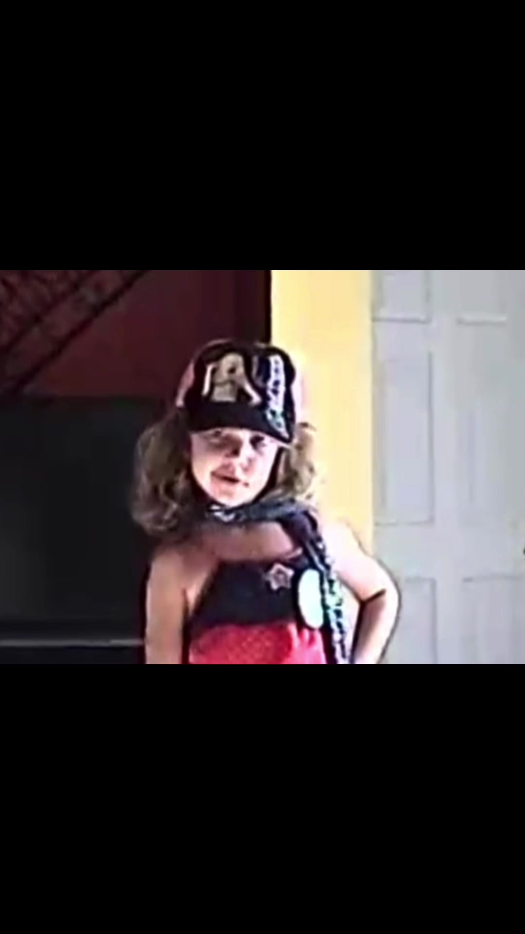 @julia
