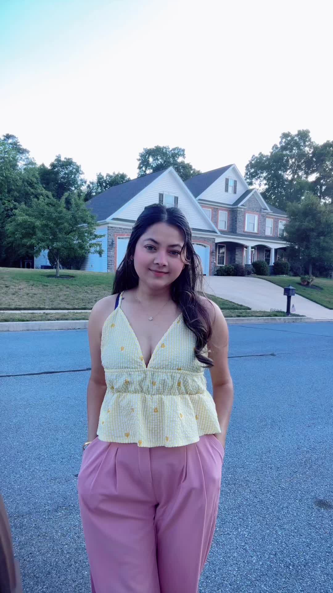 @Naina_🕊️🦋