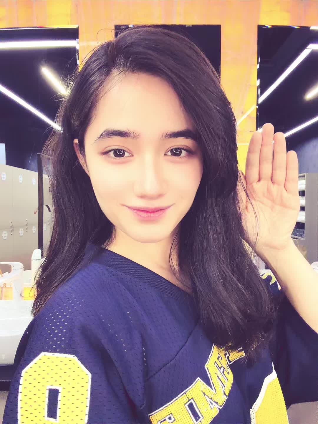 @rux1w