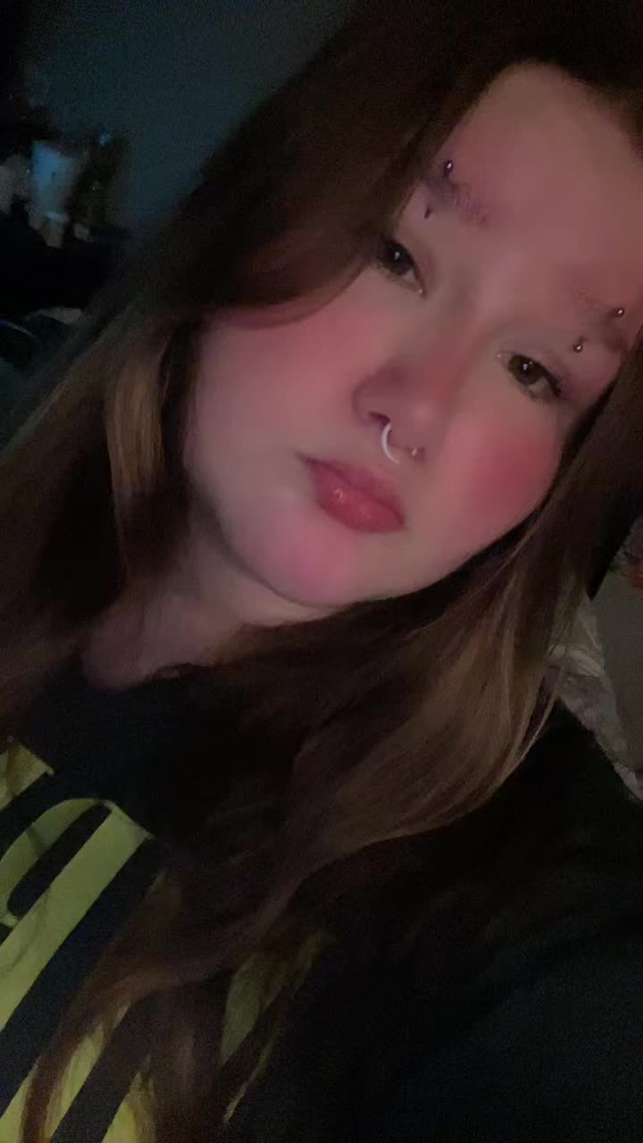 @yourlocalweird_madie01