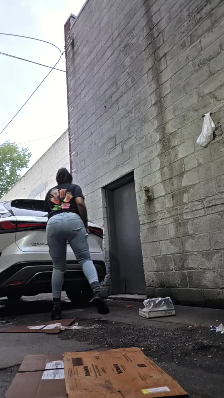 @Tina_wit_da_ass