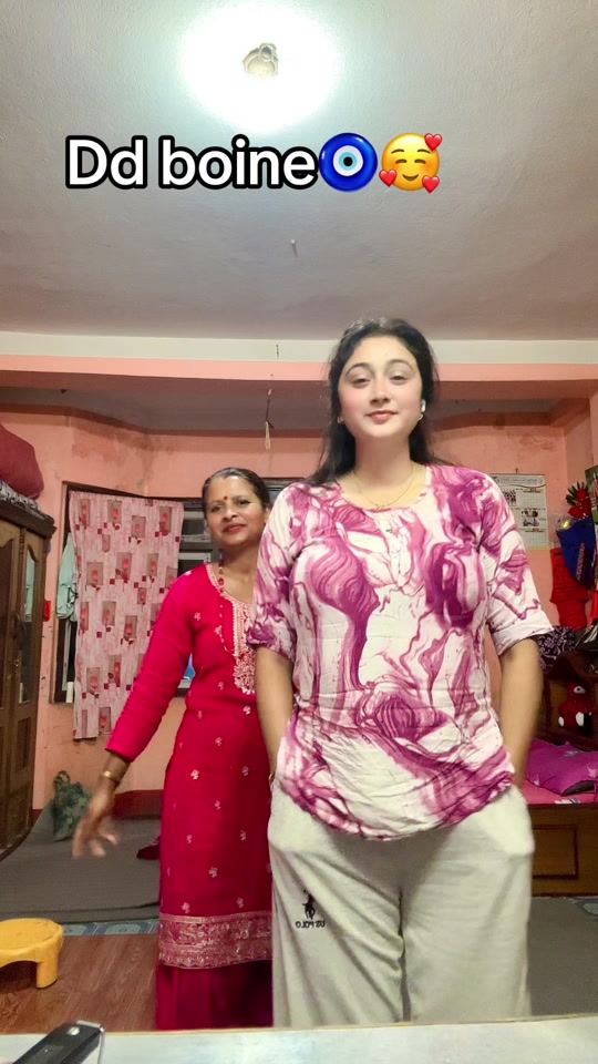 @Miss_Adhikari🦋