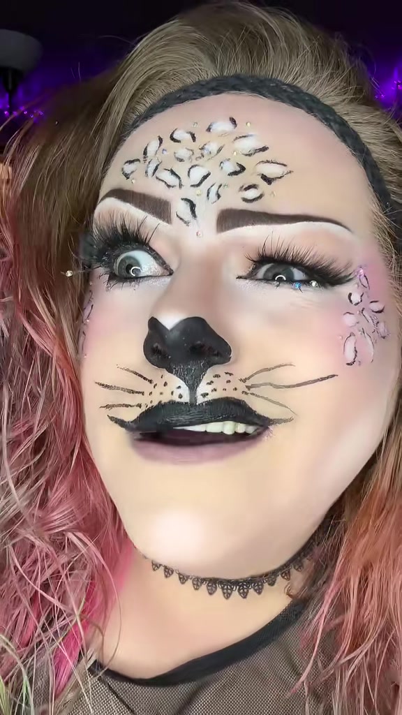 @Over40makeuptok