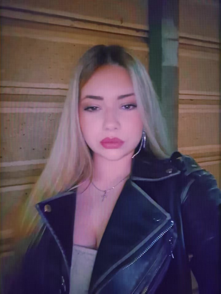 @Mia🎤💜