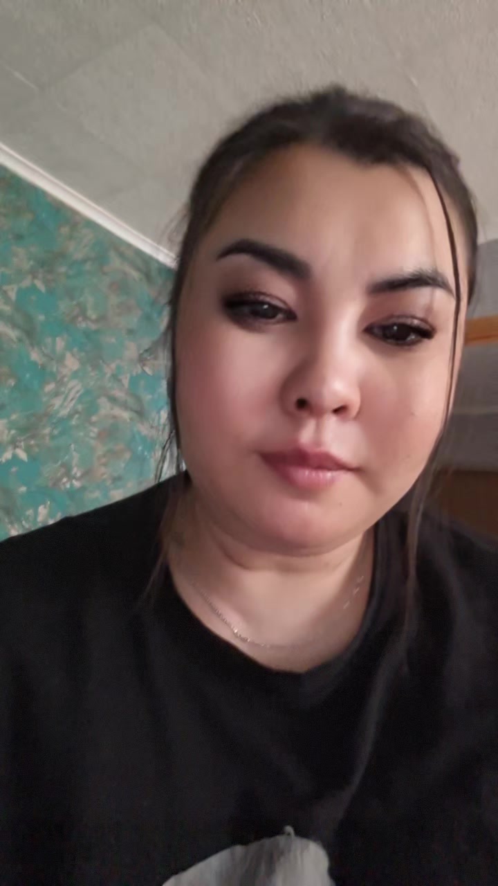 @Дина