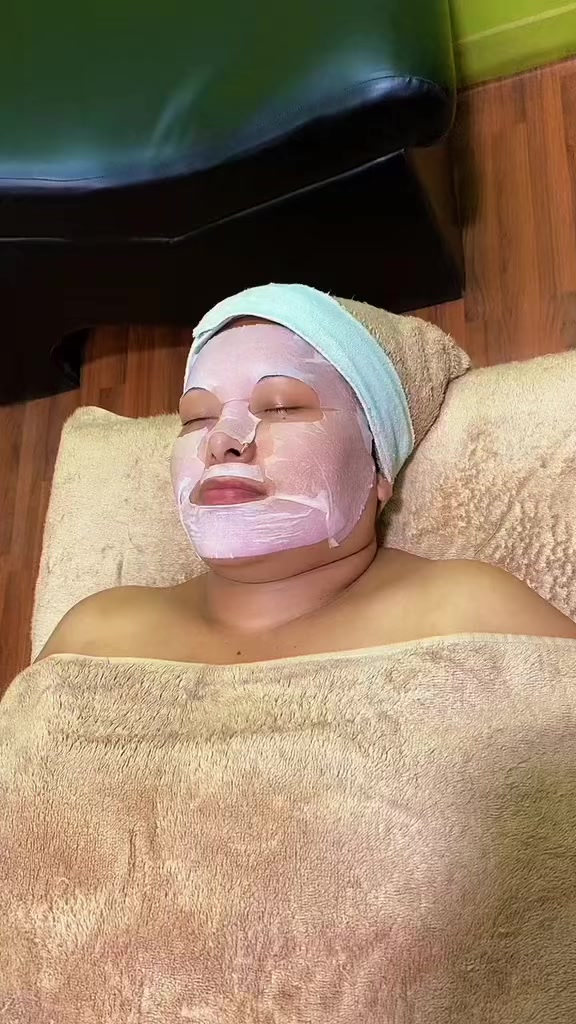 @De’Lavish Beauty Centre