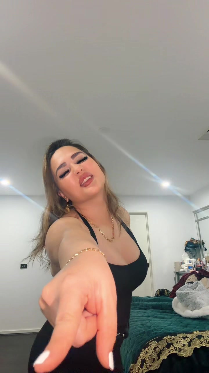 @Queenoftiktok👸🧿