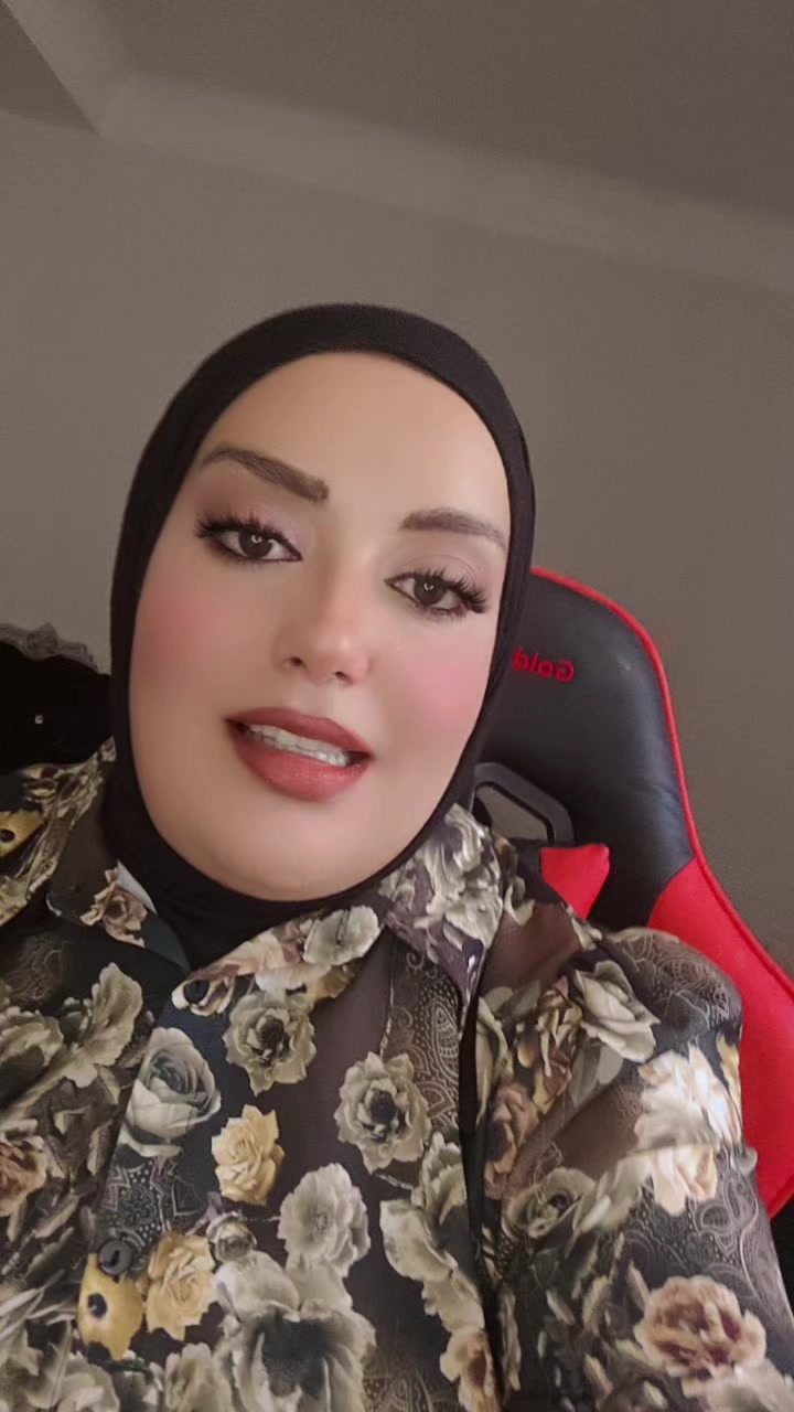 @مروة (وزيرة السعادة)🇩🇿