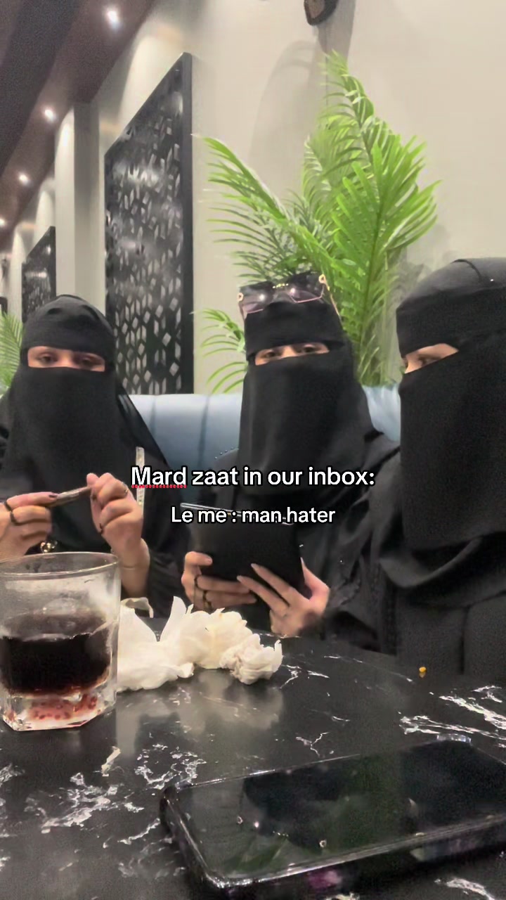 @👑