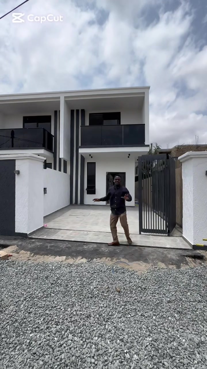 @PrimeRealtyConsultGh.