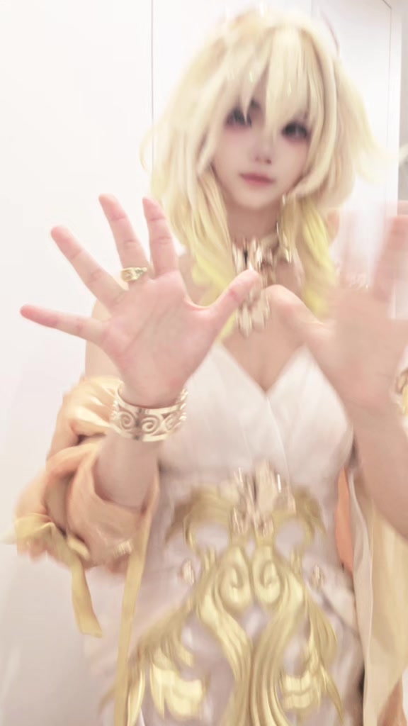 @퐁퐁 ♠︎ cos