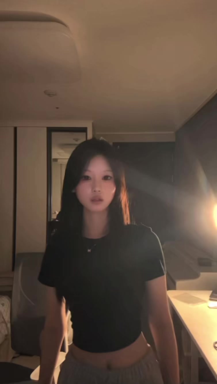 @나현