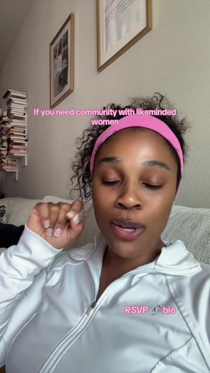 @Vanessa Elaine