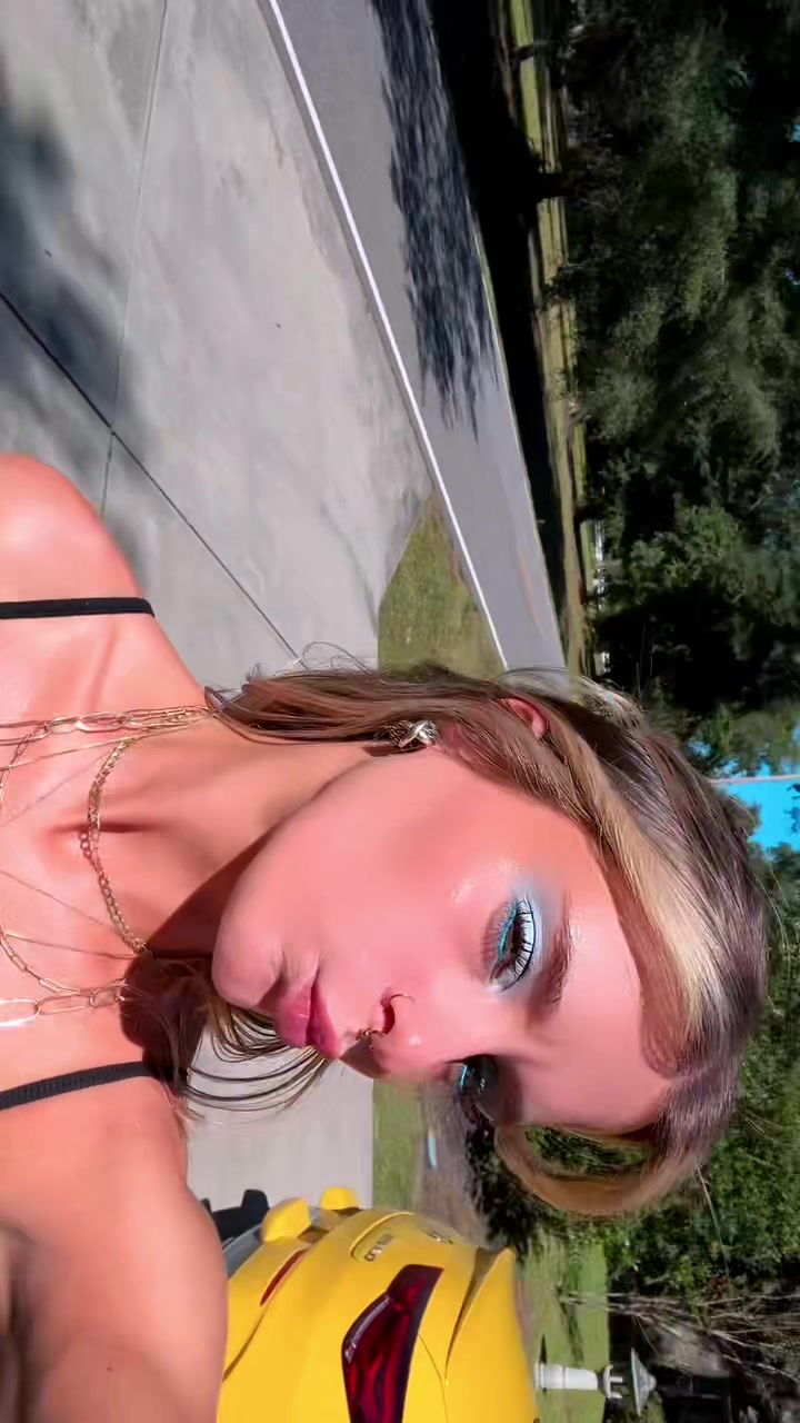 @Zoë Richardson