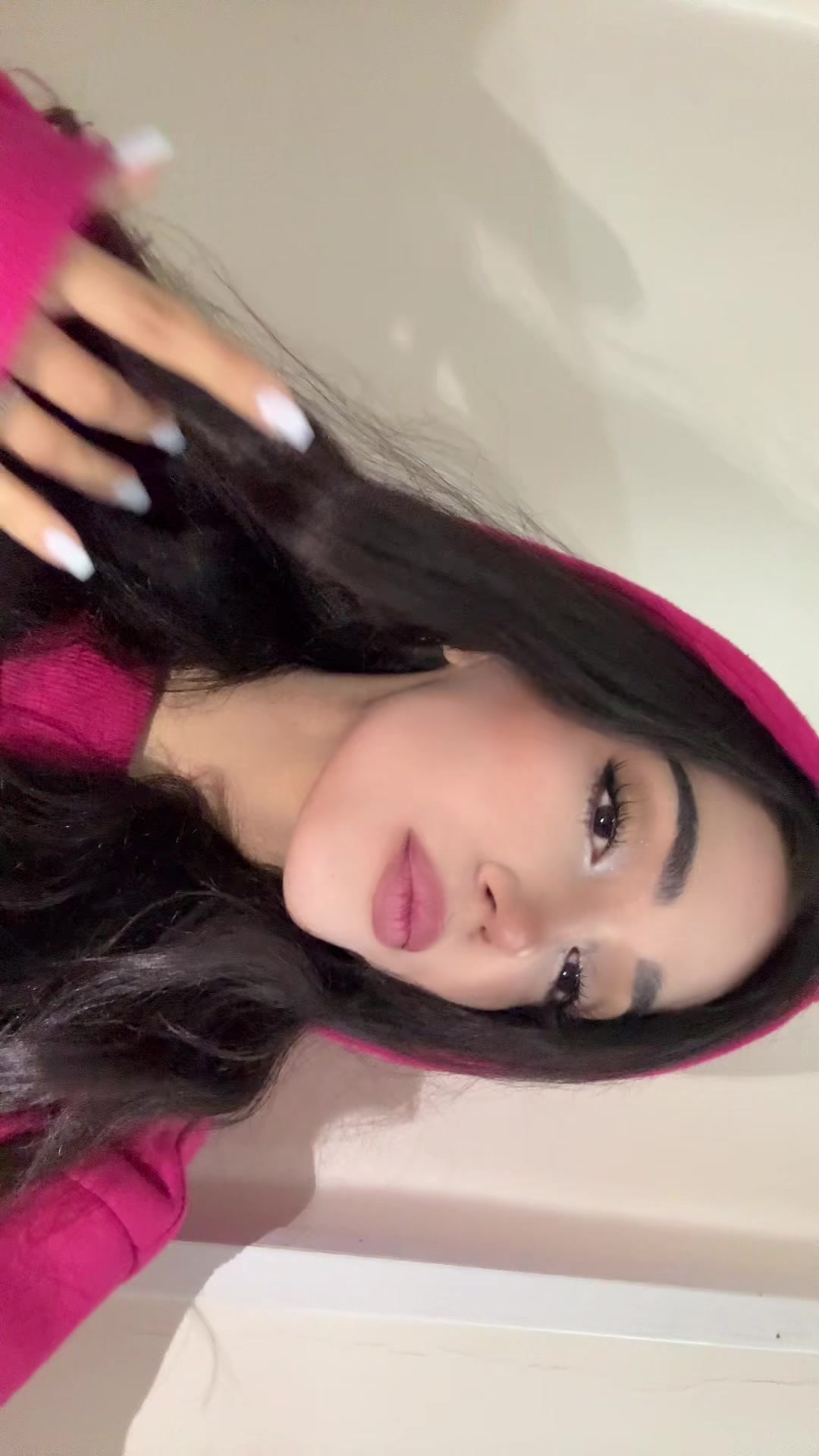 @Melikafarahani