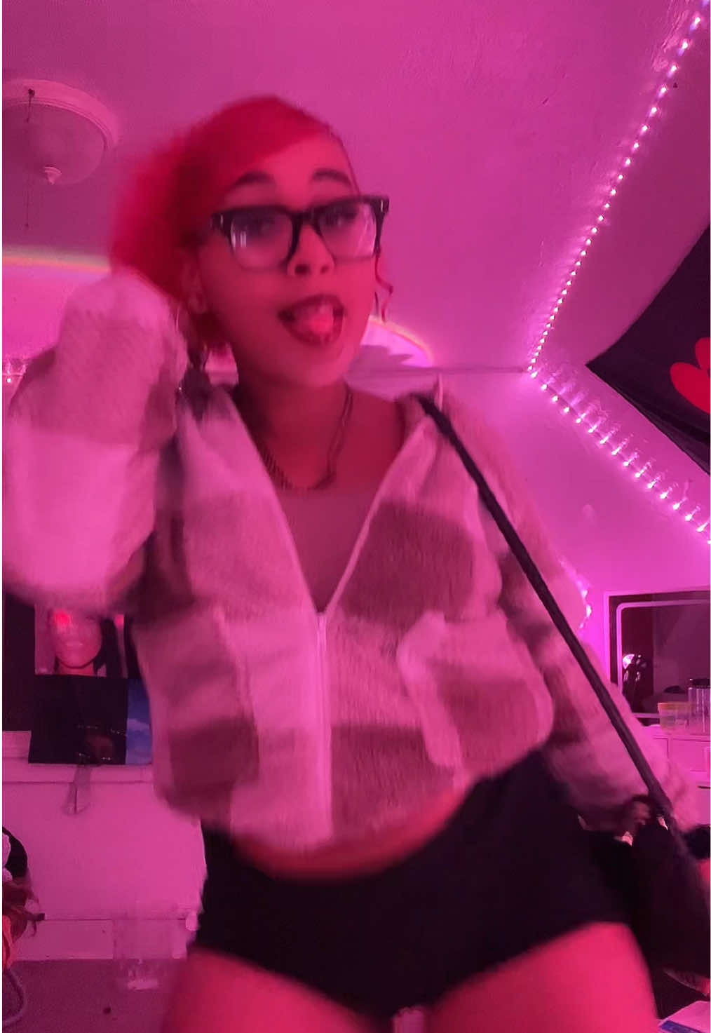 @Ihate.eb